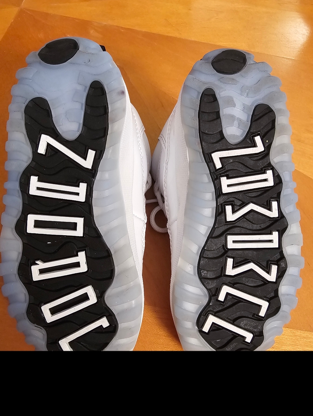 Toddler Air Jordan 11 Retro TD Low Legend Blue Size 9C - Picture 7 of 7